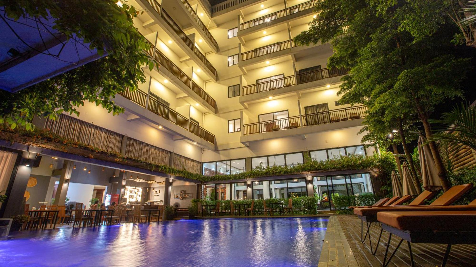 Daco Hotel Ciudad de Siem Riep Exterior foto